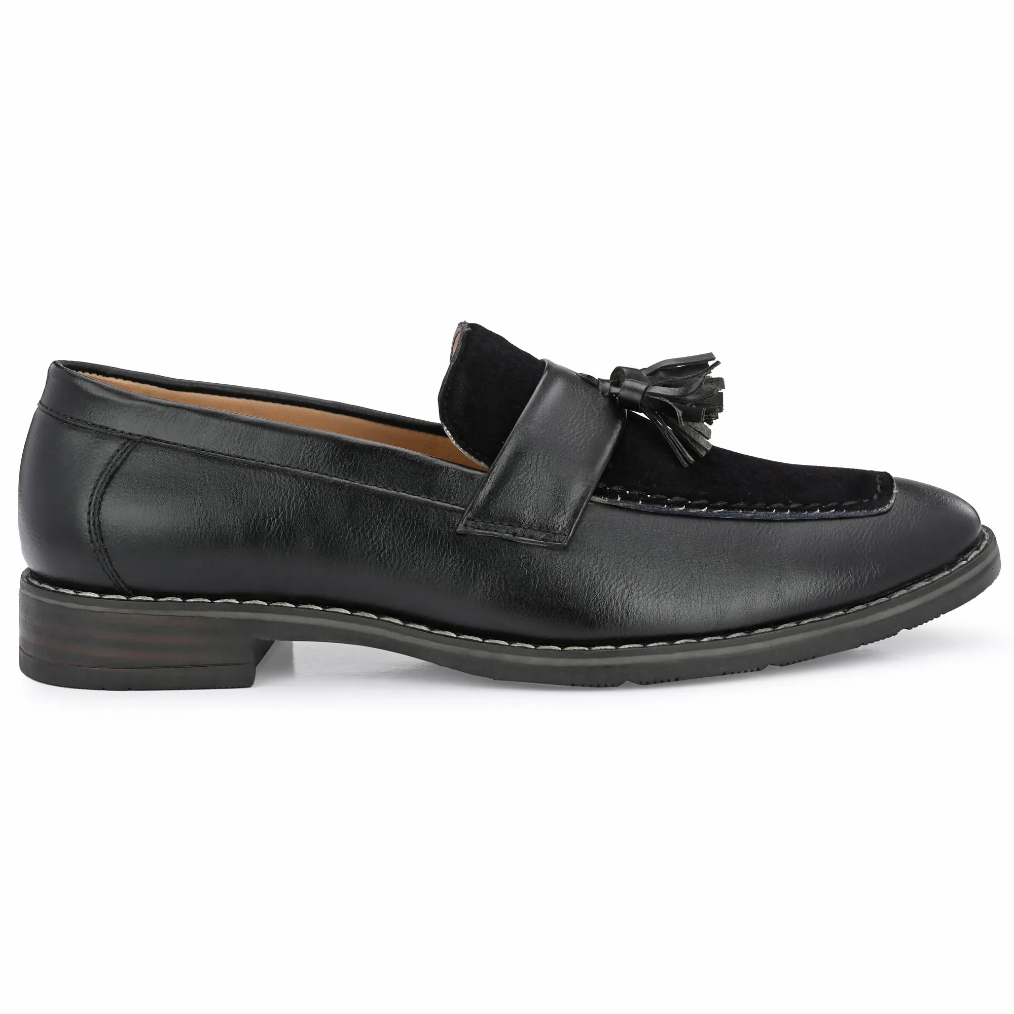 Attitudist Unisex Handcrafted Black Plain Tassel Loafer With Double Stitched Vamp