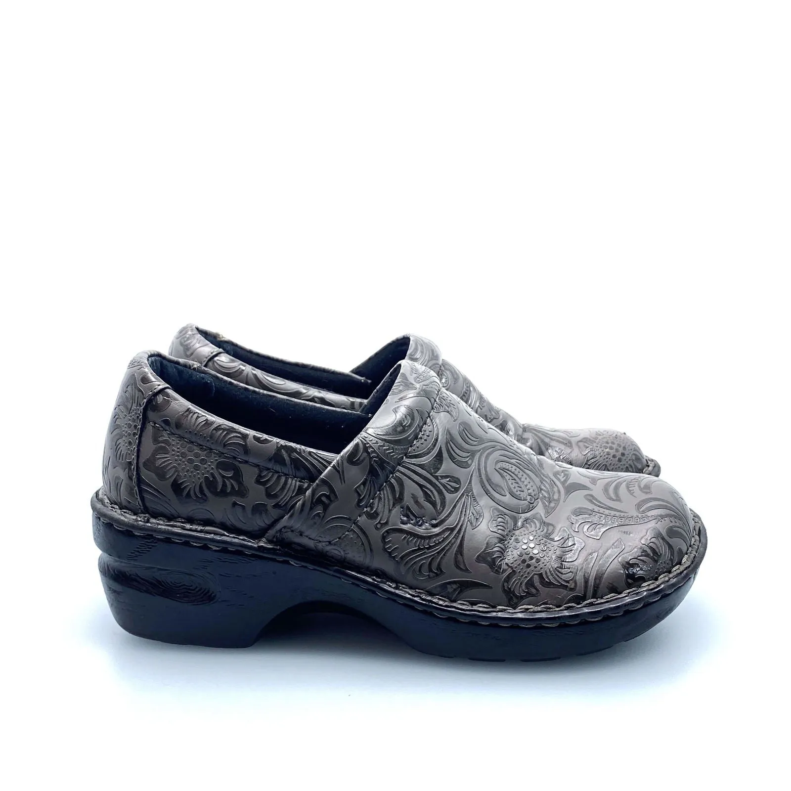 BOC Born Womens Clogs Size 7.5M Gray Embossed Vegan Leather