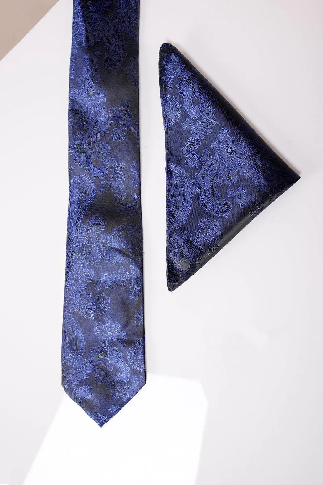 MD PAISLEY - Navy Paisley Tie and Pocket Square Set